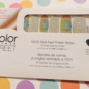 COLOR STREET 100% NAIL POLISH STRIPS